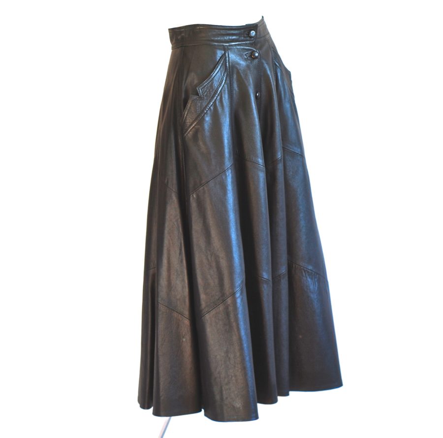 Pentik Select black flared leather midi skirt, amde in Italy
