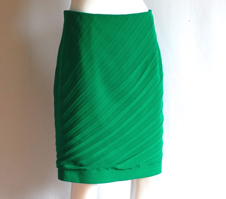 Ganni Versace Couture green wool skirt with pleating, made in Italy