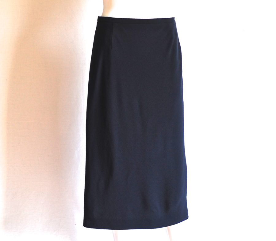 Louis Feraud basic black wool midi skirt, made in Germany