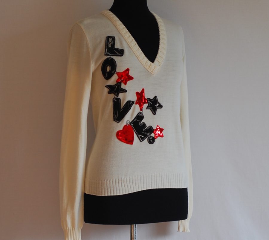 Moschino Jeans ivory wool sweater with love applique and stars, made in Italy