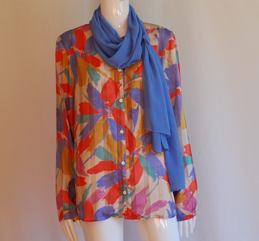 Elepanza print blouse with attached blue sash, made in Italy