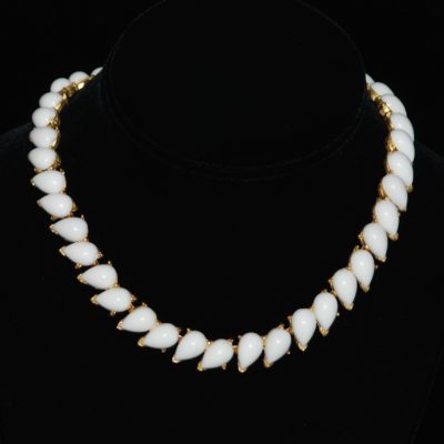 Trifari white and gold tone tear drop necklace