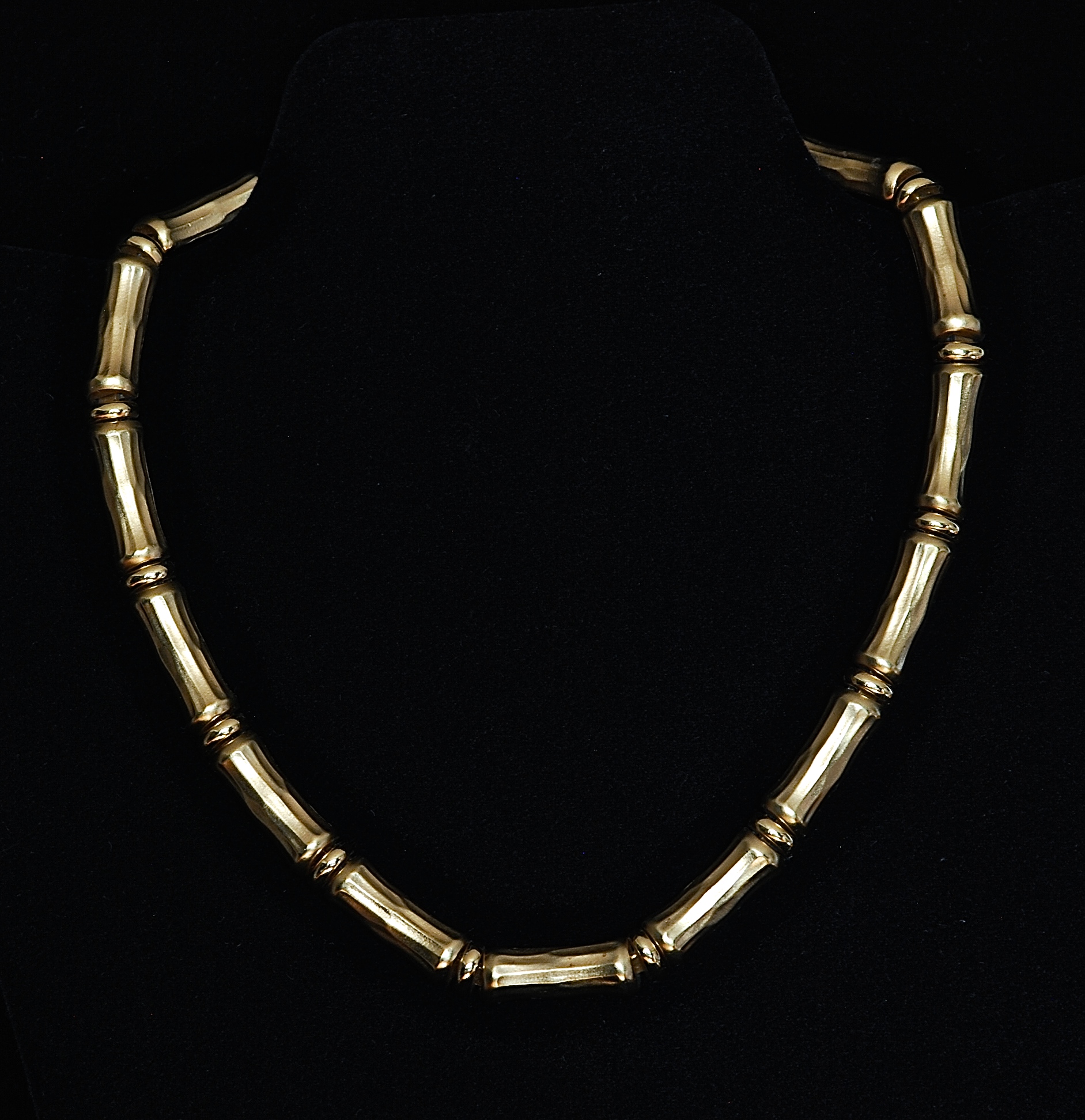 Ciner Bamboo-Like Brushed Metal Gold Tone Necklace – Signed | QUIET WEST