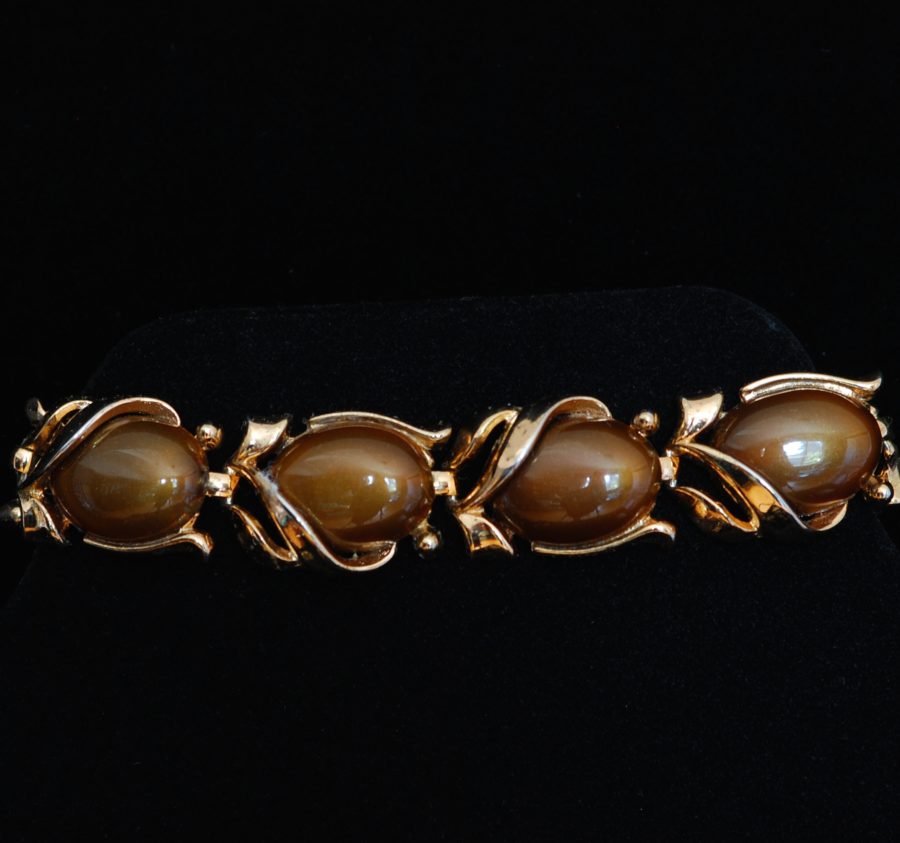 Crown Trifari 1960's brown lucite bracelet - signed