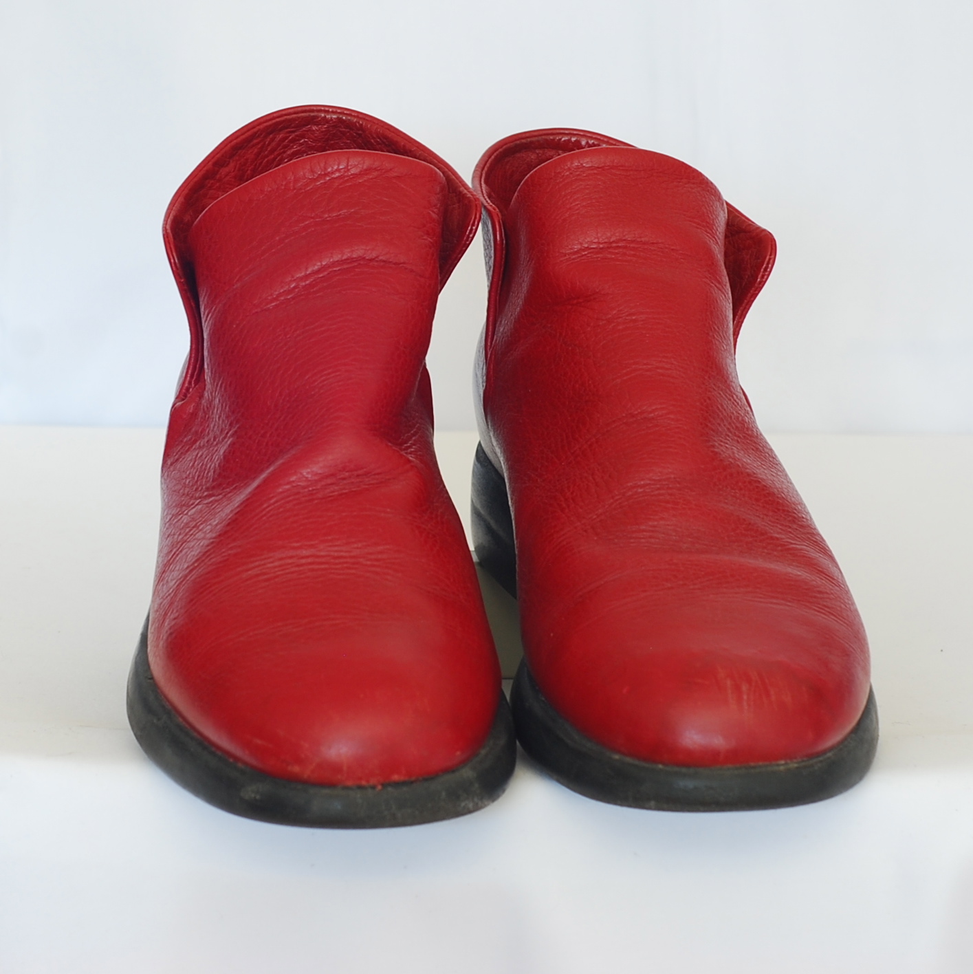 Arcus Red Leather Casual Pull On Ankle Boots – France | QUIET WEST