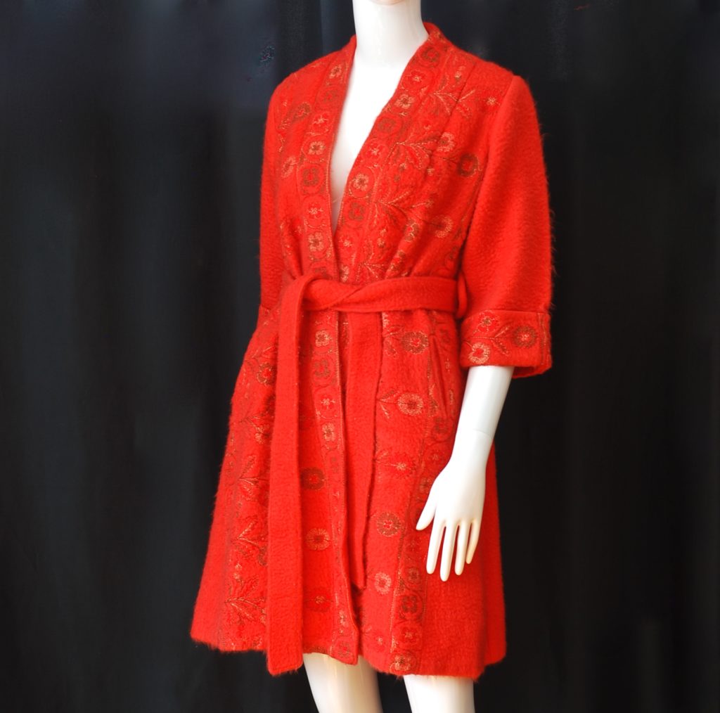 Confezioni Di Lussi Dini 1950's Hand Embroidered Short Robe