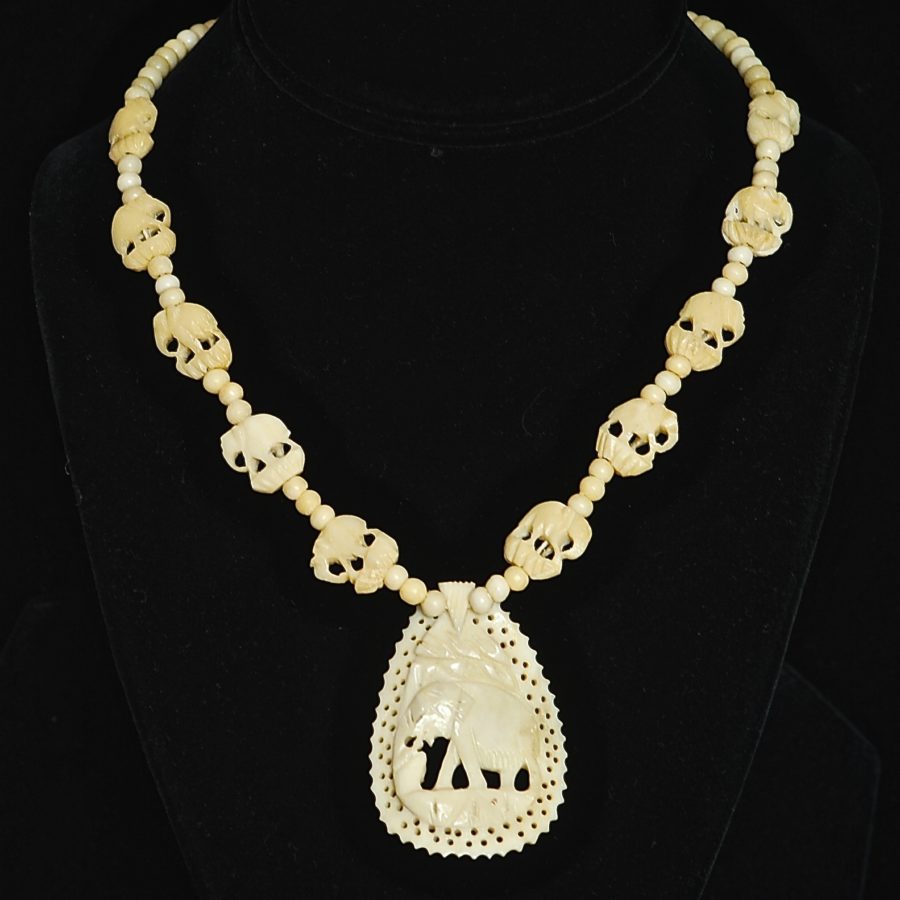 Vintage Elephant Motif Ivory-Look Necklace (1970s–80s)
