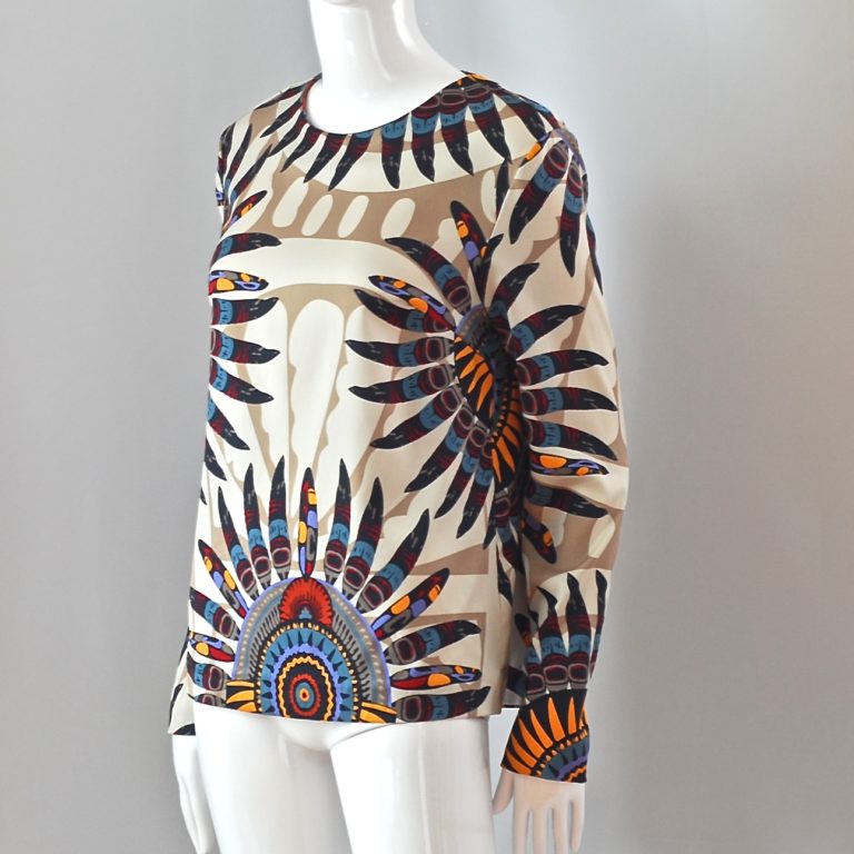  Antik  Batik  Silk Blouse Featuring A Fabulous Concentric 