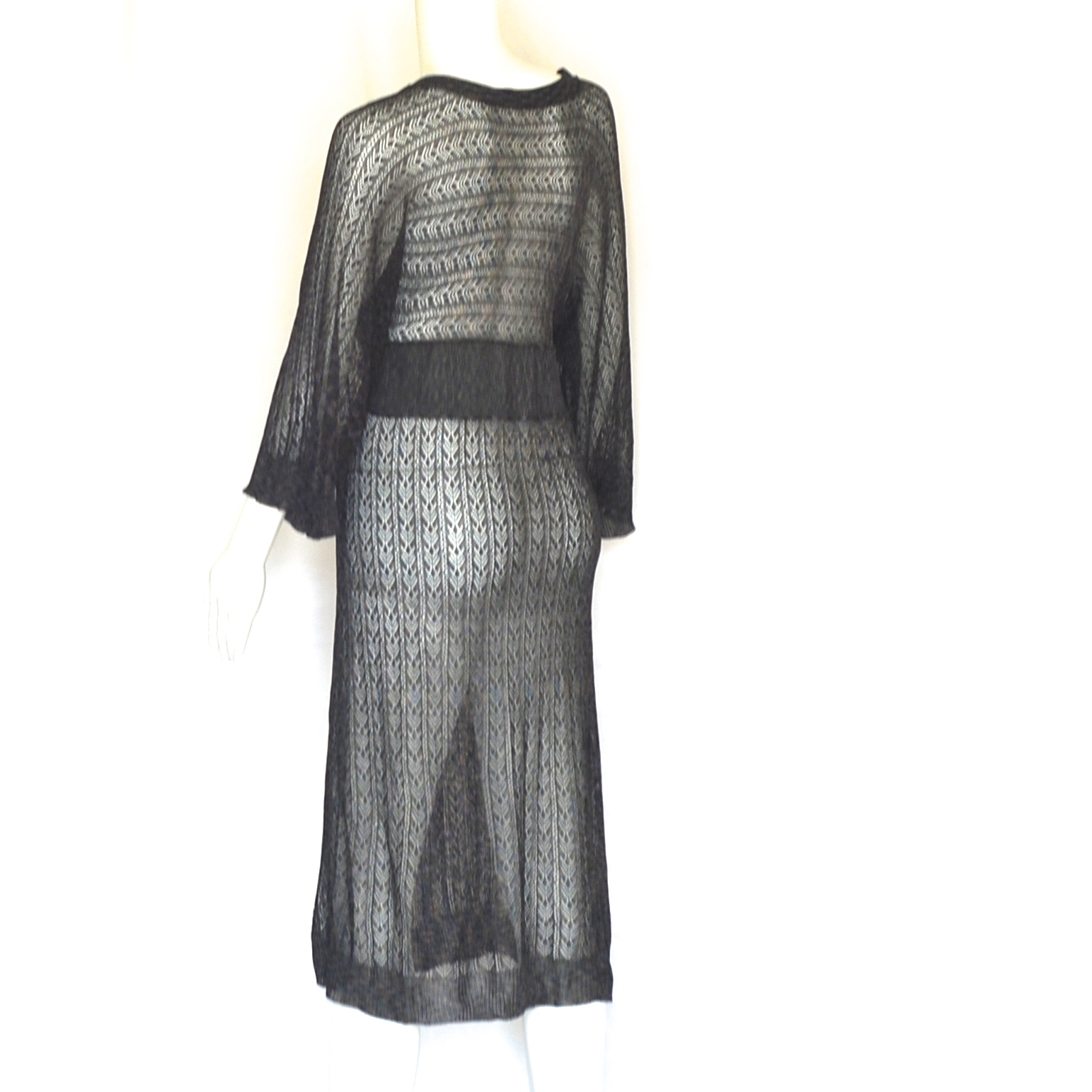1930's Slinky Net Dress Shown Without A Slip Or Under Dress - No Labels - Image 3