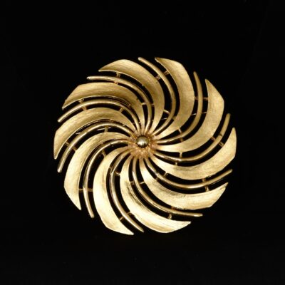 Sarah Coventry Large Pin Wheel Gold Tone Brooch - Signed